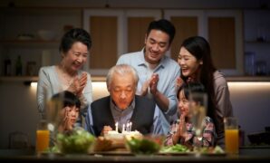 The Fascinating Birthday Traditions of the Chinese Diaspora